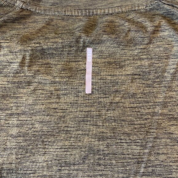 Under Armour Men's Fitted Threadborne fabric Heat Gear short sleeve shirt Large - Picture 7 of 7